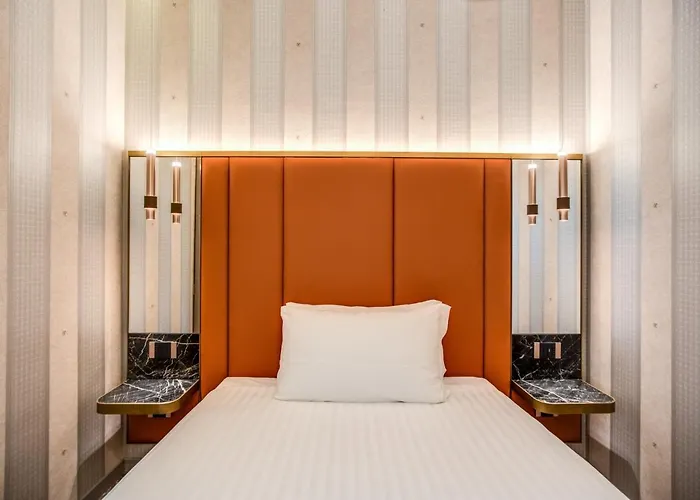 Cc Palace Otel