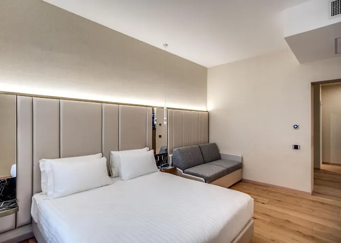 Cc Palace Otel