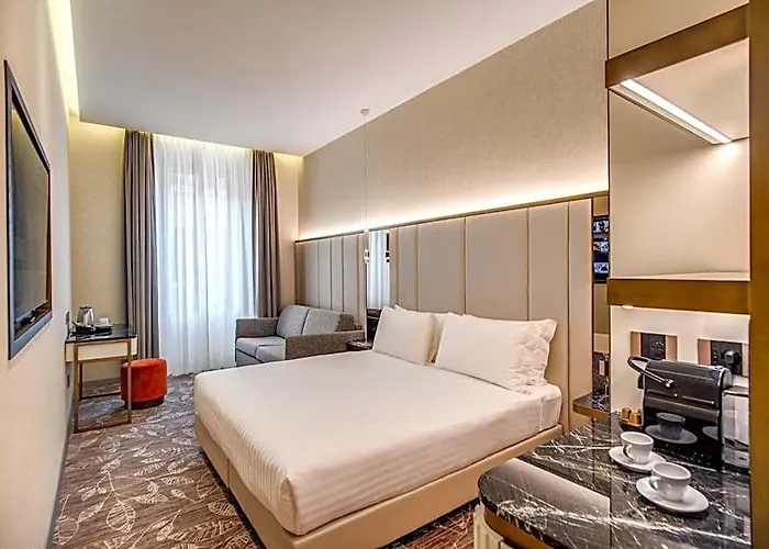 Cc Palace Otel
